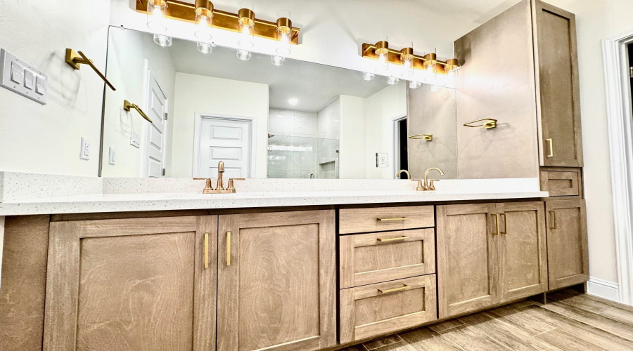 1405 Eagles LN, LAREDO, Texas 78045, 3 Bedrooms Bedrooms, 5 Rooms Rooms,2 BathroomsBathrooms,Residential,For Rent,1405 Eagles LN,20261781