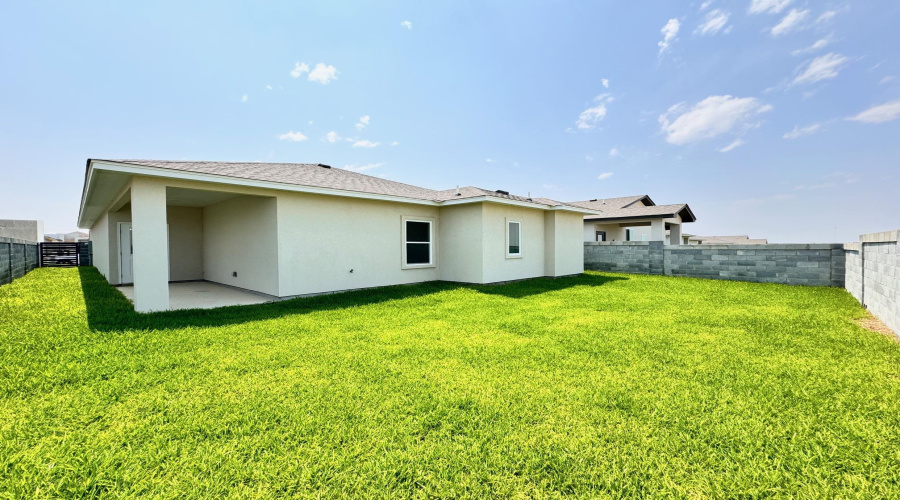 1405 Eagles LN, LAREDO, Texas 78045, 3 Bedrooms Bedrooms, 5 Rooms Rooms,2 BathroomsBathrooms,Residential,For Rent,1405 Eagles LN,20261781