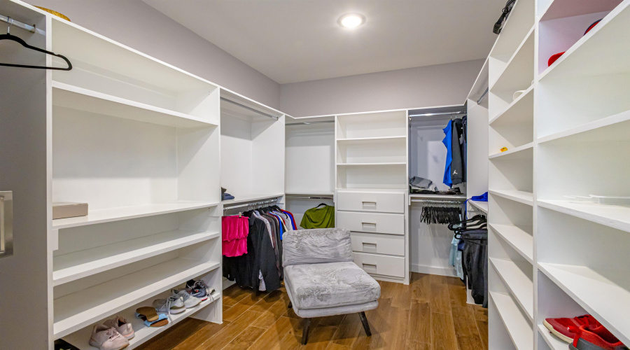 511 Prado Dr, Laredo, Texas 78045, 4 Bedrooms Bedrooms, 7 Rooms Rooms,2 BathroomsBathrooms,Residential,For Sale,511 Prado Dr,20261783