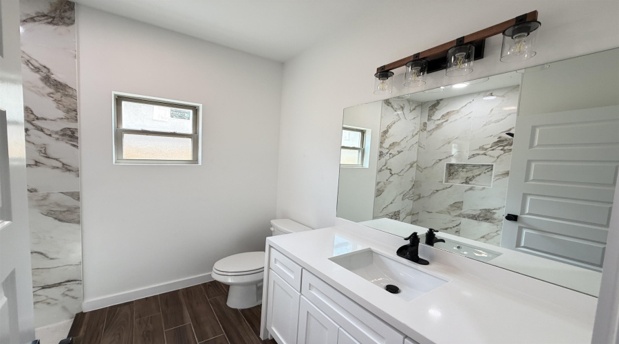 5129 Nispero Ln, Laredo, Texas 78046, 3 Bedrooms Bedrooms, 4 Rooms Rooms,2 BathroomsBathrooms,Residential,For Sale,5129 Nispero Ln,20261790