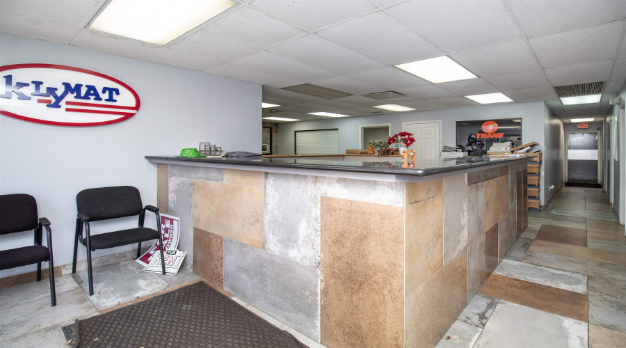 1401 Guatemozin St, Laredo, Texas 78040, 1 Bedroom Bedrooms, ,4 BathroomsBathrooms,Commercial/industrial,For Sale,1401 Guatemozin St,20261794