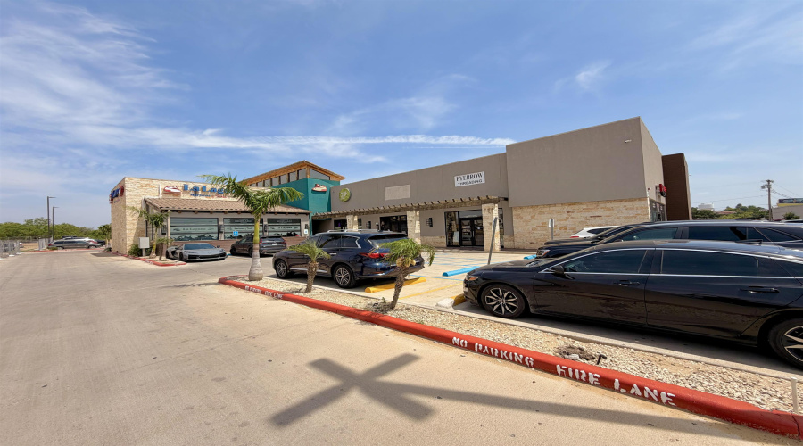 9413 McPherson Rd, LAREDO, Texas 78045, 1 Room Rooms,1 BathroomBathrooms,Commercial retail/office,For Rent,9413 McPherson Rd,20261796