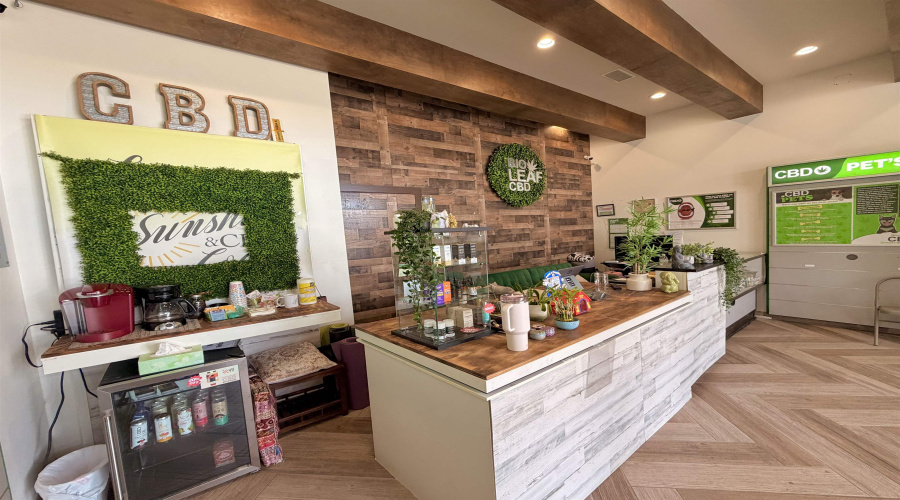 9413 McPherson Rd, LAREDO, Texas 78045, 1 Room Rooms,1 BathroomBathrooms,Commercial retail/office,For Rent,9413 McPherson Rd,20261796