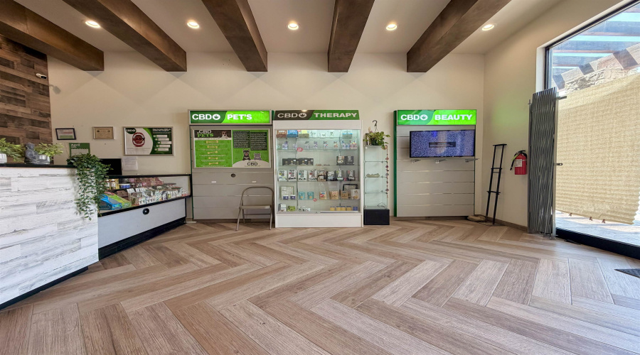 9413 McPherson Rd, LAREDO, Texas 78045, 1 Room Rooms,1 BathroomBathrooms,Commercial retail/office,For Rent,9413 McPherson Rd,20261796