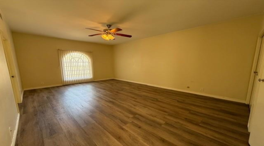 1717 Clark Blvd, Laredo, Texas 78043, 2 Bedrooms Bedrooms, 5 Rooms Rooms,3 BathroomsBathrooms,Residential,For Rent,1717 Clark Blvd,20261396