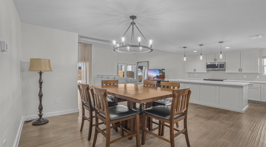 9812 Caddo Loop, Laredo, Texas 78045, 4 Bedrooms Bedrooms, 4 Rooms Rooms,2 BathroomsBathrooms,Residential,For Rent,9812 Caddo Loop,20261792