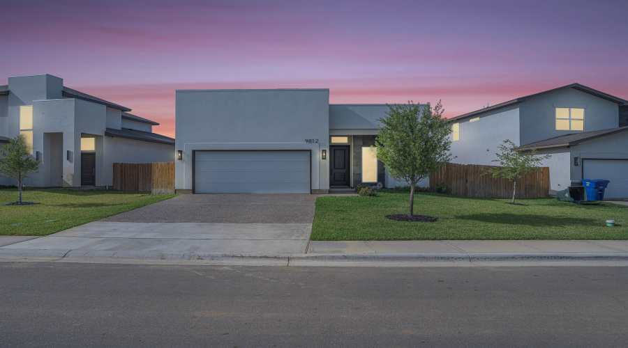 9812 Caddo Loop, Laredo, Texas 78045, 4 Bedrooms Bedrooms, 4 Rooms Rooms,2 BathroomsBathrooms,Residential,For Rent,9812 Caddo Loop,20261792