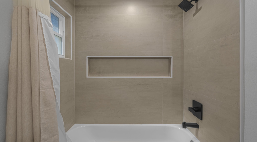 9812 Caddo Loop, Laredo, Texas 78045, 4 Bedrooms Bedrooms, 4 Rooms Rooms,2 BathroomsBathrooms,Residential,For Rent,9812 Caddo Loop,20261792