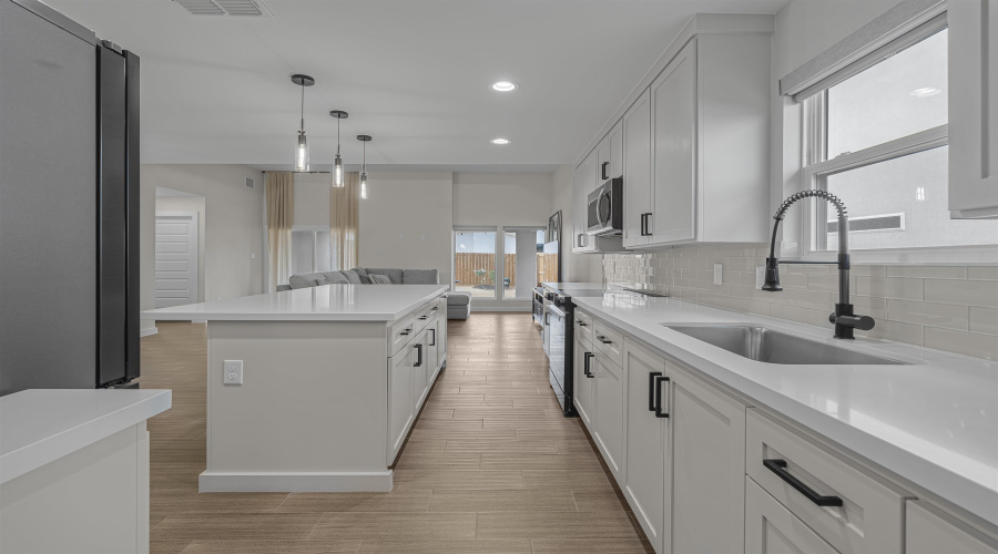 9812 Caddo Loop, Laredo, Texas 78045, 4 Bedrooms Bedrooms, 4 Rooms Rooms,2 BathroomsBathrooms,Residential,For Rent,9812 Caddo Loop,20261792