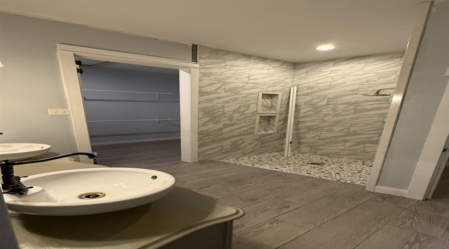 207 Nevers Ct, Laredo, Texas 78045, 3 Bedrooms Bedrooms, 6 Rooms Rooms,2 BathroomsBathrooms,Residential,For Sale,207 Nevers Ct,20261798