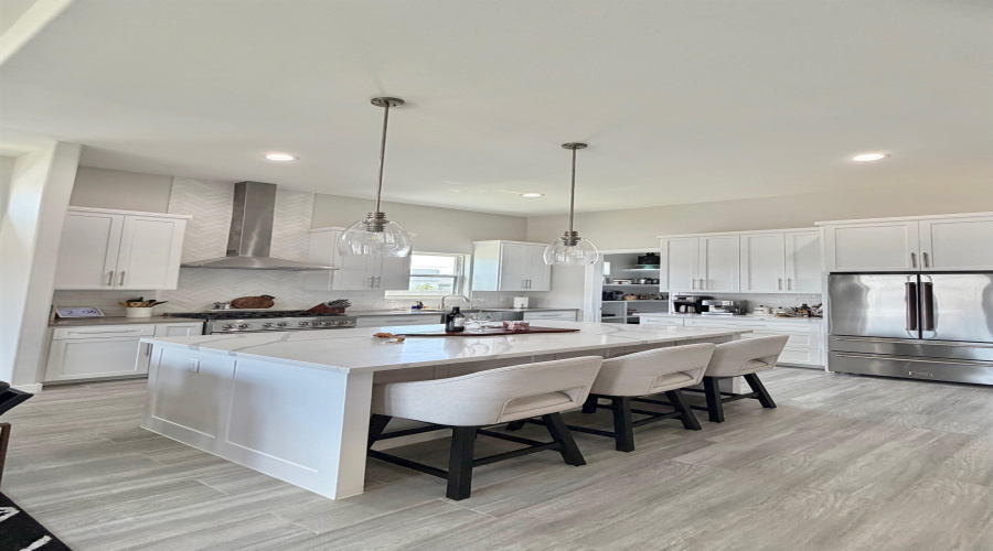 2520 Chicharito St., Laredo, Texas 78041, 3 Bedrooms Bedrooms, 8 Rooms Rooms,3 BathroomsBathrooms,Residential,For Sale,2520 Chicharito St.,20261799