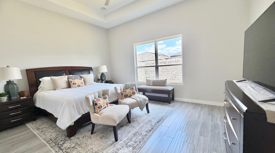 2520 Chicharito St., Laredo, Texas 78041, 3 Bedrooms Bedrooms, 8 Rooms Rooms,3 BathroomsBathrooms,Residential,For Sale,2520 Chicharito St.,20261799