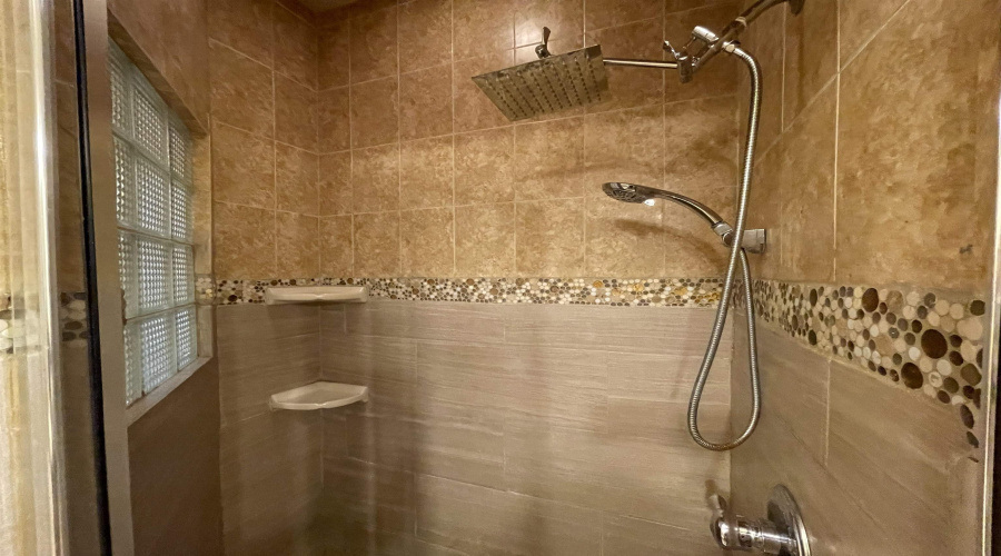 10606 Cabo Wabo Dr, LAREDO, Texas 78045, 4 Bedrooms Bedrooms, 8 Rooms Rooms,3 BathroomsBathrooms,Residential,For Rent,10606 Cabo Wabo Dr,20261800