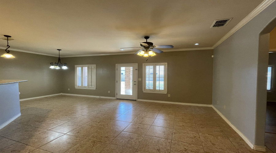 10606 Cabo Wabo Dr, LAREDO, Texas 78045, 4 Bedrooms Bedrooms, 8 Rooms Rooms,3 BathroomsBathrooms,Residential,For Rent,10606 Cabo Wabo Dr,20261800