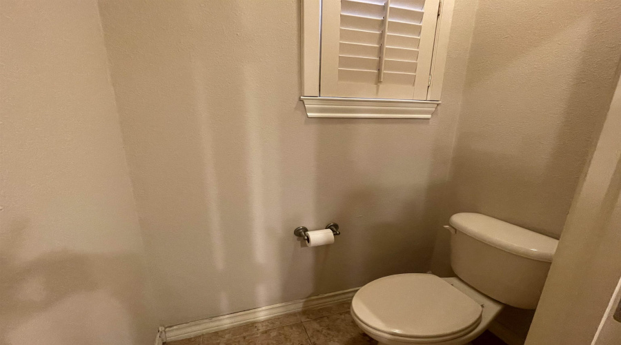 10606 Cabo Wabo Dr, LAREDO, Texas 78045, 4 Bedrooms Bedrooms, 8 Rooms Rooms,3 BathroomsBathrooms,Residential,For Sale,10606 Cabo Wabo Dr,20261801