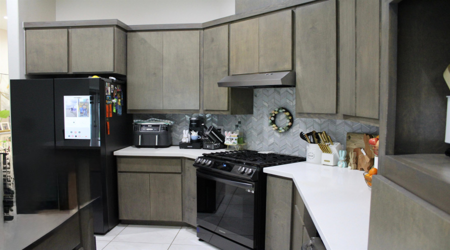 411 Glen Cook Dr., Laredo, Texas 78041-6469, 4 Bedrooms Bedrooms, 8 Rooms Rooms,3 BathroomsBathrooms,Residential,For Sale,411 Glen Cook Dr.,20261802