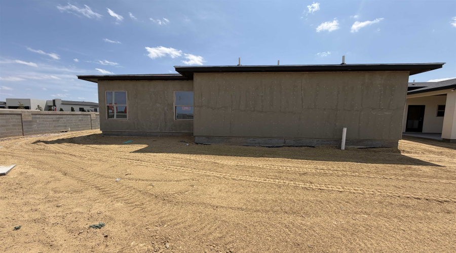 1416 Noyola Loop, Laredo, Texas 78046, 4 Bedrooms Bedrooms, 6 Rooms Rooms,2 BathroomsBathrooms,Residential,For Sale,1416 Noyola Loop,20261805