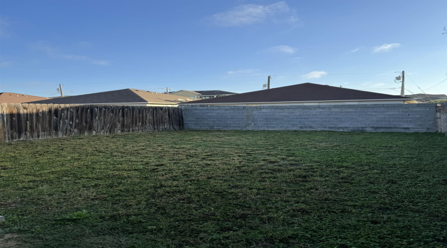 7305 A Wagner Ct, Laredo, Texas 78041, 2 Bedrooms Bedrooms, 4 Rooms Rooms,1 BathroomBathrooms,Residential,For Rent,7305 A Wagner Ct,20261806