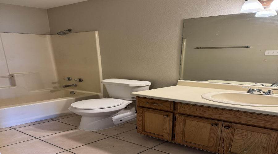 7305 A Wagner Ct, Laredo, Texas 78041, 2 Bedrooms Bedrooms, 4 Rooms Rooms,1 BathroomBathrooms,Residential,For Rent,7305 A Wagner Ct,20261806