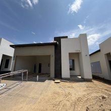 1016 Noyola Loop, Laredo, Texas 78046, 4 Bedrooms Bedrooms, 7 Rooms Rooms,2 BathroomsBathrooms,Residential,For Sale,1016 Noyola Loop,20261807