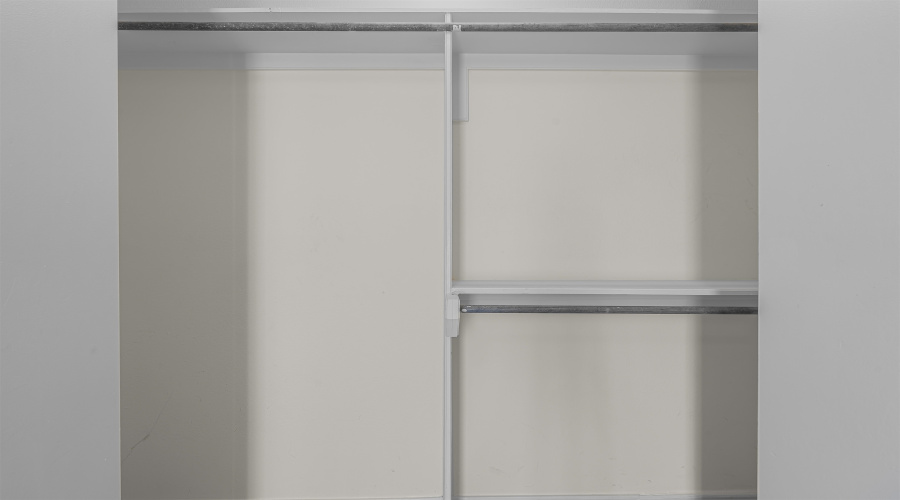 3272 Saint Kathryn Lp, Laredo, Texas 78046, 3 Bedrooms Bedrooms, 5 Rooms Rooms,2 BathroomsBathrooms,Residential,For Sale,3272 Saint Kathryn Lp,20261815