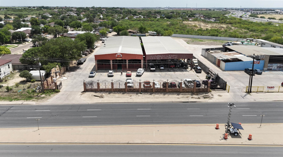 5103 E U.S. Hwy 59, Laredo, Texas 78043, 1 Bedroom Bedrooms, ,3 BathroomsBathrooms,Commercial/industrial,For Sale,5103 E U.S. Hwy 59,20261819