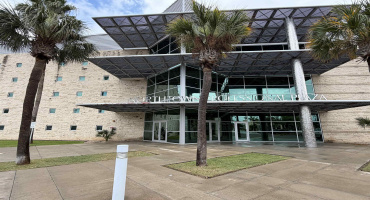 6999 McPherson Dr, Laredo Tx, Texas 78045, 21 Rooms Rooms,2 BathroomsBathrooms,Commercial retail/office,For Sale,6999 McPherson Dr,20261818