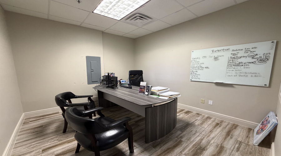 6999 McPherson Dr, Laredo Tx, Texas 78045, 21 Rooms Rooms,2 BathroomsBathrooms,Commercial retail/office,For Sale,6999 McPherson Dr,20261818