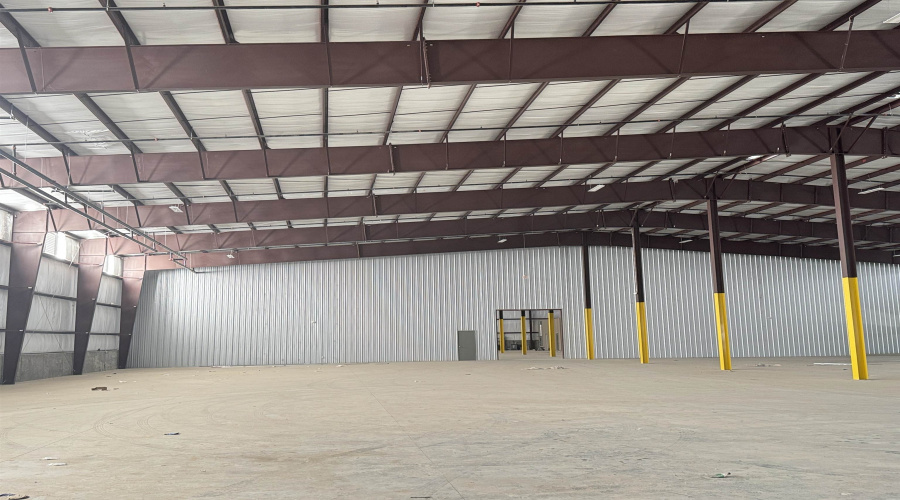 18725 World Trade Center Lp, Laredo, Texas 78045-8975, 1 Bedroom Bedrooms, 11 Rooms Rooms,2 BathroomsBathrooms,Commercial/industrial,For Rent,18725 World Trade Center Lp,20261823