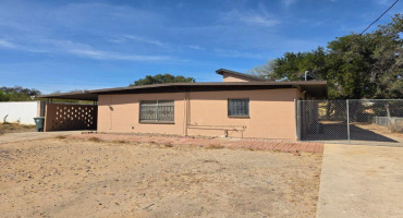 2108 Willow St, Laredo, Texas 78043, 4 Bedrooms Bedrooms, 7 Rooms Rooms,2 BathroomsBathrooms,Residential,For Sale,2108 Willow St,20255368