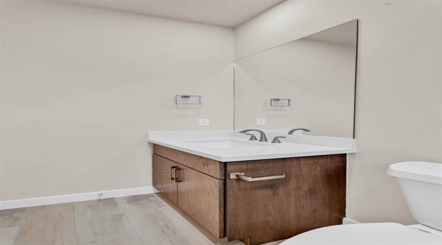 7613 King Arthurs Ct, Laredo, Texas 78041, 1 Bedroom Bedrooms, 1 Room Rooms,1 BathroomBathrooms,Residential,For Rent,7613 King Arthurs Ct,20261817