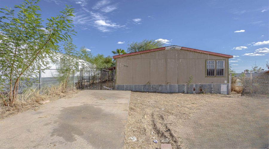 3533 Pericles Ln, LAREDO, Texas 78046, 3 Bedrooms Bedrooms, 5 Rooms Rooms,2 BathroomsBathrooms,Residential,For Sale,3533 Pericles Ln,20261820