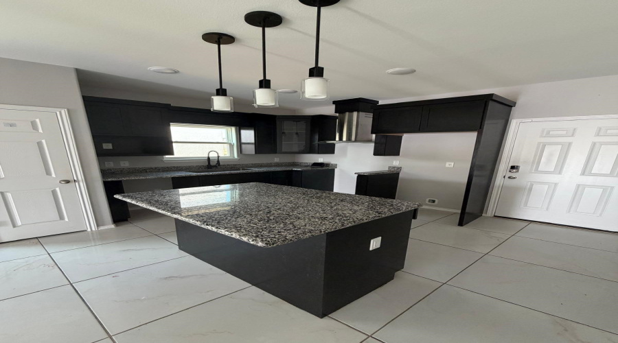 4207 Gavilan Dr., Laredo, Texas 78046, 4 Bedrooms Bedrooms, 6 Rooms Rooms,2 BathroomsBathrooms,Residential,For Sale,4207 Gavilan Dr.,20261821