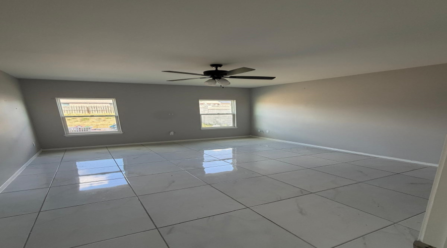 4207 Gavilan Dr., Laredo, Texas 78046, 4 Bedrooms Bedrooms, 6 Rooms Rooms,2 BathroomsBathrooms,Residential,For Sale,4207 Gavilan Dr.,20261821