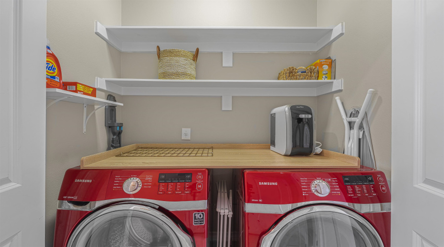 7918 Elka Lp, Laredo, Texas 78045, 3 Bedrooms Bedrooms, 6 Rooms Rooms,2 BathroomsBathrooms,Residential,For Sale,7918 Elka Lp,20261824