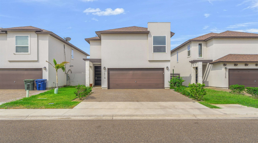 7918 Elka Lp, Laredo, Texas 78045, 3 Bedrooms Bedrooms, 6 Rooms Rooms,2 BathroomsBathrooms,Residential,For Sale,7918 Elka Lp,20261824