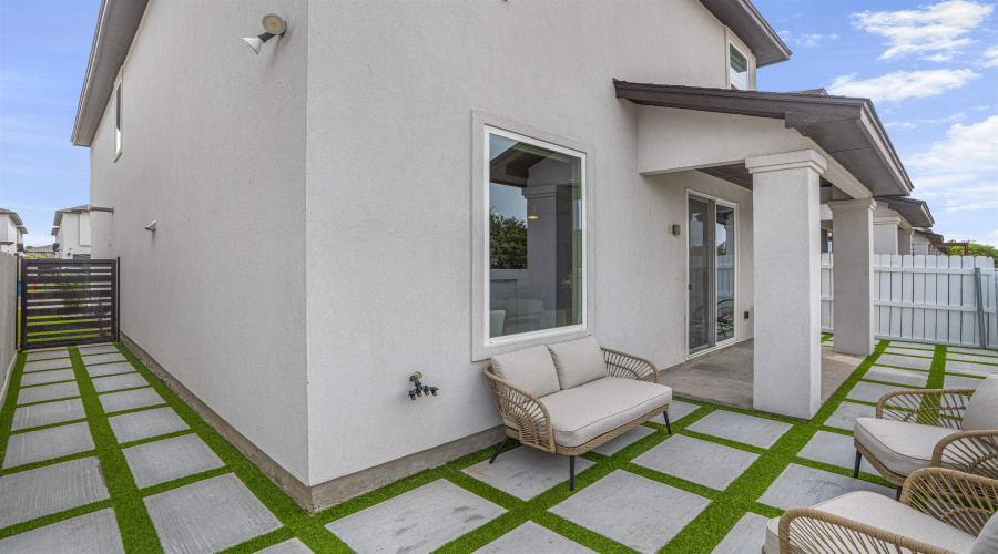 7918 Elka Lp, Laredo, Texas 78045, 3 Bedrooms Bedrooms, 6 Rooms Rooms,2 BathroomsBathrooms,Residential,For Sale,7918 Elka Lp,20261824