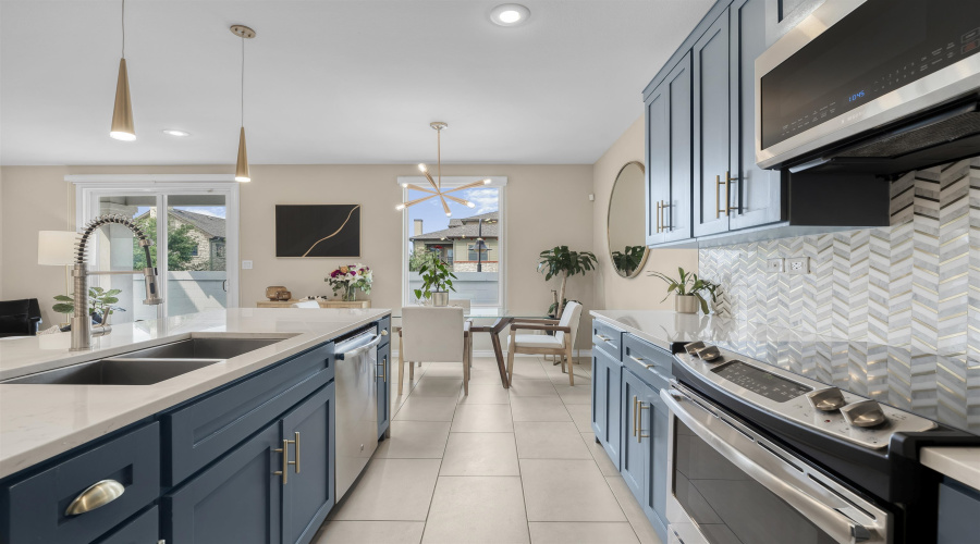 7918 Elka Lp, Laredo, Texas 78045, 3 Bedrooms Bedrooms, 6 Rooms Rooms,2 BathroomsBathrooms,Residential,For Sale,7918 Elka Lp,20261824