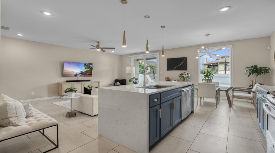 7918 Elka Lp, Laredo, Texas 78045, 3 Bedrooms Bedrooms, 6 Rooms Rooms,2 BathroomsBathrooms,Residential,For Sale,7918 Elka Lp,20261824