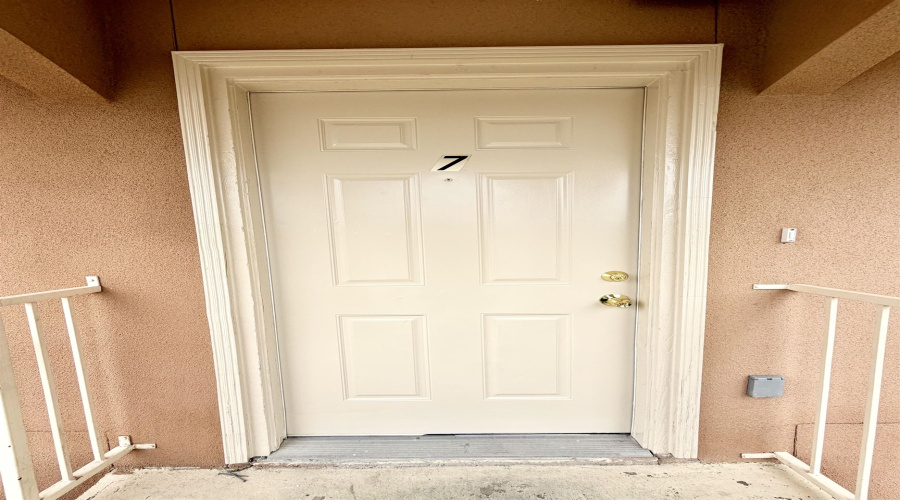 419 W Eistetter St, Laredo, Texas 78041, 2 Bedrooms Bedrooms, 4 Rooms Rooms,1 BathroomBathrooms,Residential,For Rent,419 W Eistetter St,20261827