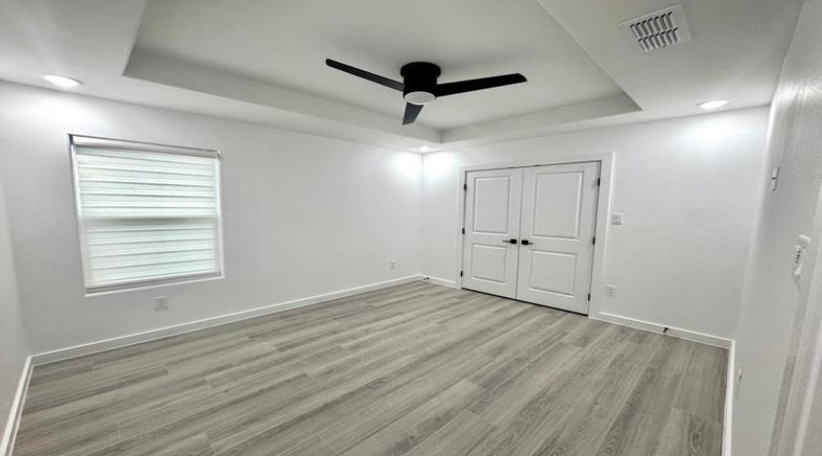 1019 Yellow Birch Dr., Laredo, Texas 78045-0000, 3 Bedrooms Bedrooms, 3 Rooms Rooms,3 BathroomsBathrooms,Residential,For Sale,1019 Yellow Birch Dr.,20261829