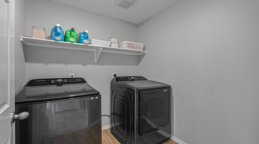 1416 Sambar Lp, LAREDO, Texas 78045, 3 Bedrooms Bedrooms, 7 Rooms Rooms,2 BathroomsBathrooms,Residential,For Sale,1416 Sambar Lp,20261830