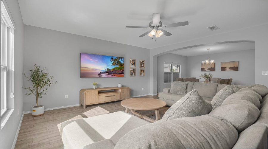 1416 Sambar Lp, LAREDO, Texas 78045, 3 Bedrooms Bedrooms, 7 Rooms Rooms,2 BathroomsBathrooms,Residential,For Sale,1416 Sambar Lp,20261830