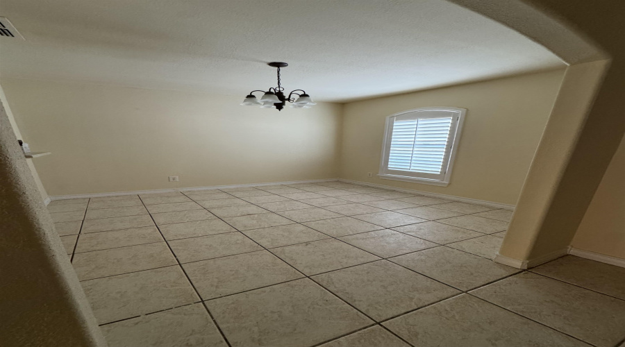 1020 Dicky Lane, LAREDO, Texas 78045, 3 Bedrooms Bedrooms, 6 Rooms Rooms,2 BathroomsBathrooms,Residential,For Sale,1020 Dicky Lane,20261831