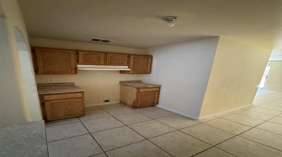 1020 Dicky Lane, LAREDO, Texas 78045, 3 Bedrooms Bedrooms, 6 Rooms Rooms,2 BathroomsBathrooms,Residential,For Sale,1020 Dicky Lane,20261831