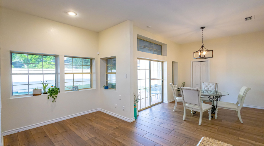 8507 Callow Ct, Laredo, Texas 78045, 3 Bedrooms Bedrooms, 7 Rooms Rooms,5 BathroomsBathrooms,Residential,For Sale,8507 Callow Ct,20261833