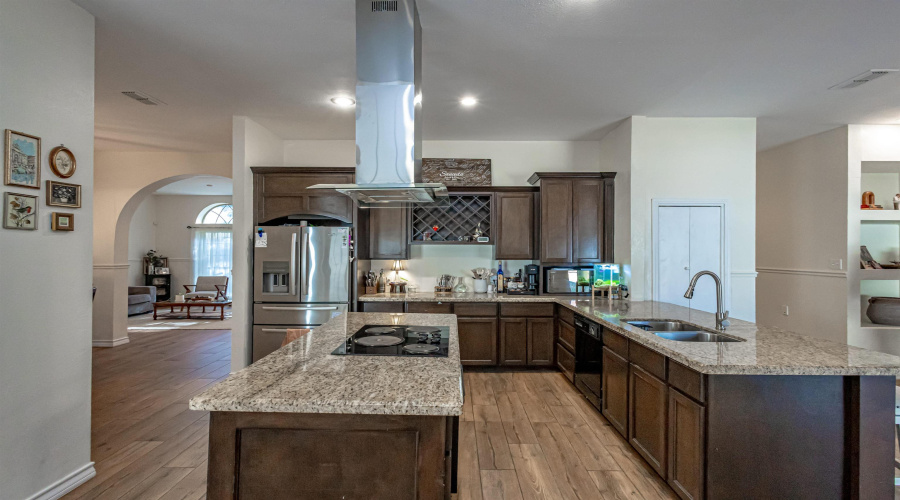 8507 Callow Ct, Laredo, Texas 78045, 3 Bedrooms Bedrooms, 7 Rooms Rooms,5 BathroomsBathrooms,Residential,For Sale,8507 Callow Ct,20261833