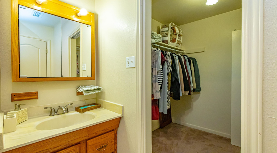 8507 Callow Ct, Laredo, Texas 78045, 3 Bedrooms Bedrooms, 7 Rooms Rooms,5 BathroomsBathrooms,Residential,For Sale,8507 Callow Ct,20261833