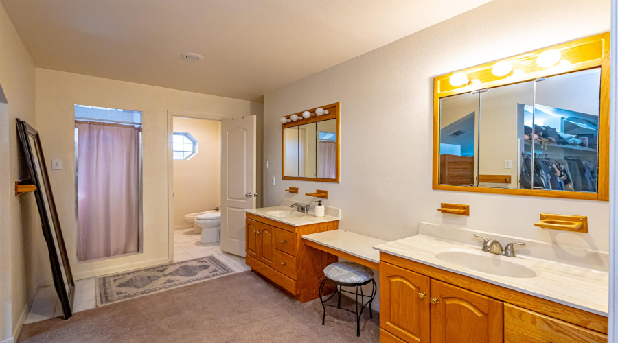 8507 Callow Ct, Laredo, Texas 78045, 3 Bedrooms Bedrooms, 7 Rooms Rooms,5 BathroomsBathrooms,Residential,For Sale,8507 Callow Ct,20261833