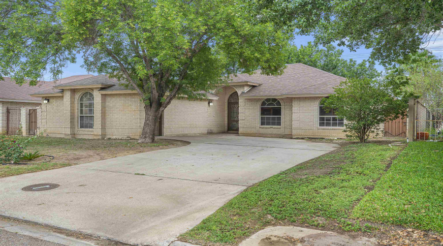 8912 Liberty Lp, Laredo, Texas 78045, 3 Bedrooms Bedrooms, 6 Rooms Rooms,2 BathroomsBathrooms,Residential,For Sale,8912 Liberty Lp,20261836